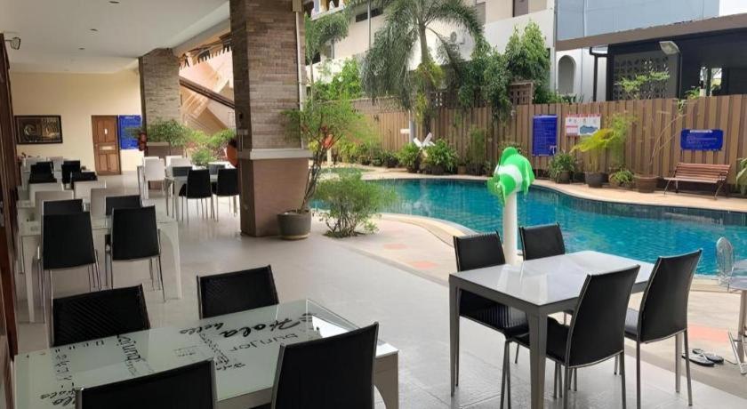 Siam Platinum Pattaya Hotel Exterior photo