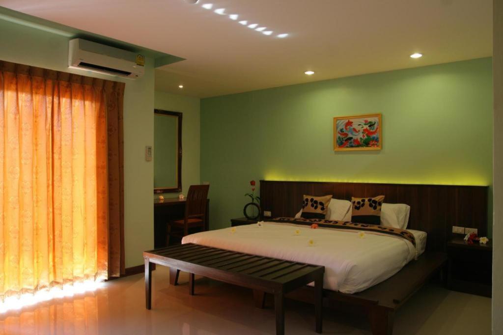 Siam Platinum Pattaya Hotel Exterior photo